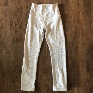 Lululemon WunderUnder crop 21”